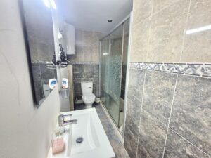 baño del piso en venta en avenida del puerto