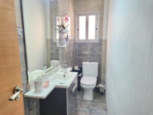 baño del piso en venta en avenida del puerto