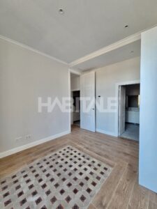 salon de la obra nueva en venta en valencia